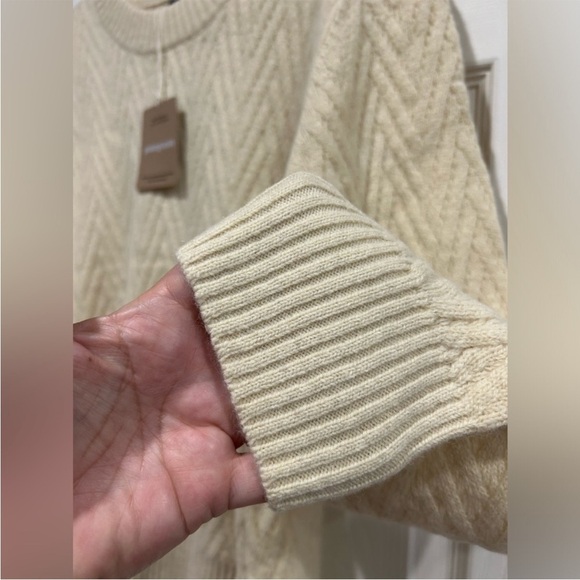 Patagonia Women's L Large Recycled Wool-Blend Crewneck Sweater Natural NWT Cozy - Picture 5 of 9